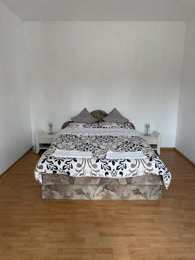 Vila Ekooos Braşov Buitenkant foto
